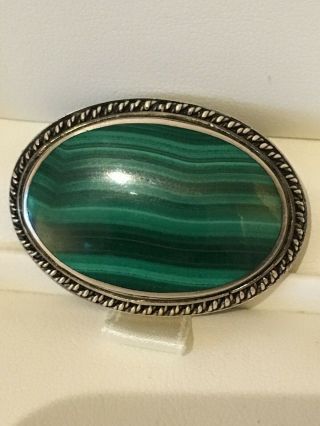 A Lovely Vintage Silver Hallmarked Green Oval Cabochon Brooch