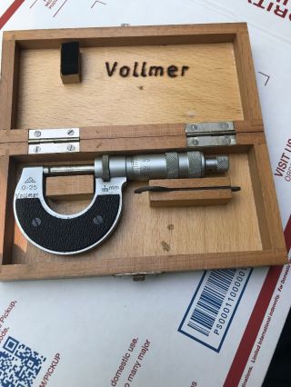 VINTAGE VOLLMER MICROMETER IN WOOD BOX 0 - 25 1/100mm 3