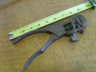 Vintage Brand X Hand Saw Setter Tool - Vintage Rusty But Still (90810 - 1)