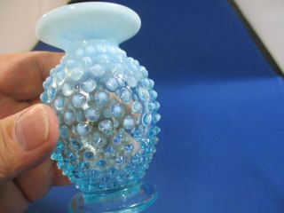VINTAGE FENTON GLASS AQUAMARINE BLUE OPALESCENT HOBNAIL SMALL VASE 3.  5 