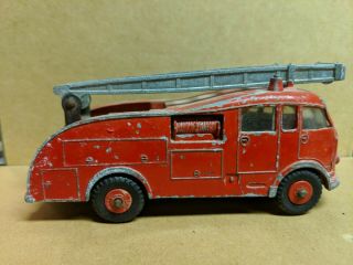 Vintage Dinky Toys | Supertoys | Fire Engine | 955 | Meccano | England