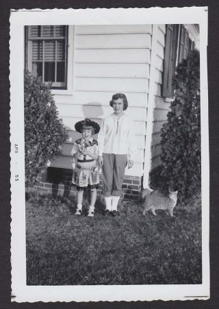 Kitty Cat Looks Back @ Fancy Little Cowgirl Old/vintage Photo Snapshot - J461