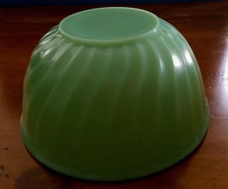 Vintage Jadeite Swirl 7 " Mixing Bowl