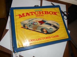 Vintage Awesome 1968 Matchbox Diecast Cars Collector Case Great Color