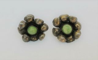 Vintage Mexico Sterling Silver Screw Back Flower Earrings W Aventurine Stones