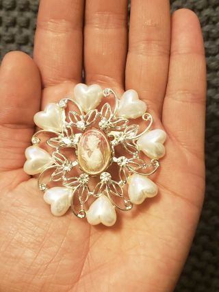 Large Vintage Silver Tone Cameo Brooch With Rhinestones And Faux Pearl Hearts