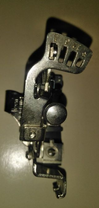 Vtg Ruffler Foot Singer Class 301 Sewing Machine Attachment (Slant Feet) 160629 2