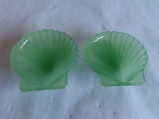 Vintage Pair (2) Of Jadeite Glass Shell Form Open Salts