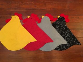 Vintage Rooster Placemats Set Of 4 Hand - Sewn Folk Art Red Yellow Gray Black Euc
