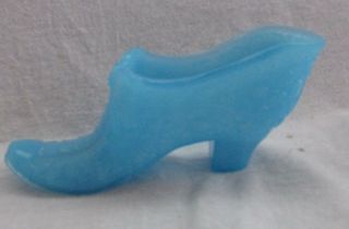Vintage Deganhart Milk Blue Daisy And Button Colonial Bow Slipper