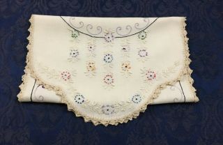 Vintage Linen Table Runner Dresser Scarf Embroidered Flowers Crochet Lace R179