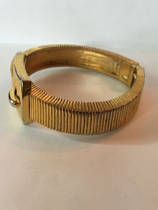 Vintage CROWN TRIFARI Gold Tone Textured Belt Buckle Cuff Bracelet 3