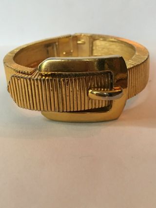 Vintage CROWN TRIFARI Gold Tone Textured Belt Buckle Cuff Bracelet 5