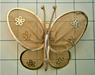 F406) Vintage Gold Tone Mesh Butterfly Insect Brooch Lapel Pin
