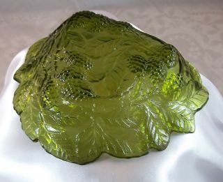 Indiana Glass Loganberry Leaf & Berry Candy Dish Bowl Green Glass Vintage 3