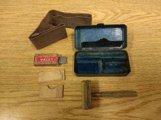 Vintage Valet Razor With Blades And Strap