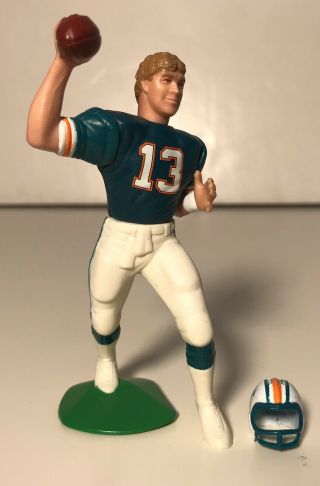 Vintage 1996 Starting Lineup Dan Marino Miami Dolphins NFL Football Figure 4