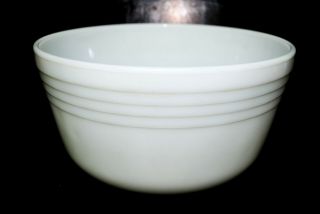 Vintage Pyrex 30 White Ribbed Milk Glass Bowl For Hamilton Beach Stand Mixer