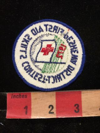 Vtg 1972 PESHEWA DISTRICT FIRST AID SKILLS CONTEST RED CROSS FLAG BSA Patch 86G 2