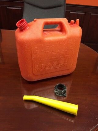 Vintage Wedco 2.  5 Gallon Vented Gas Can Model W220