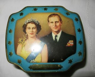 Vintage 1959 Tin Souvenir Of Opening Of The St.  Lawrence Seaway Queen Elizabeth
