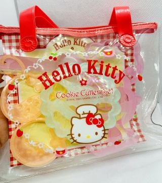 Vintage Hello Kitty Sanrio Cookie Cutter Set With Case 2003
