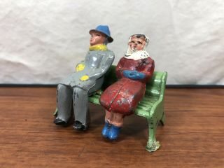 Vintage Manoil Barclay Winter Sports Couple Sitting On Park Bench Toy Figurine 4