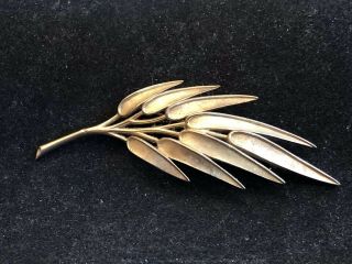 Large Vintage Signed Crown Trifari Fern Leaf Brooch Pin Costume Jewelry
