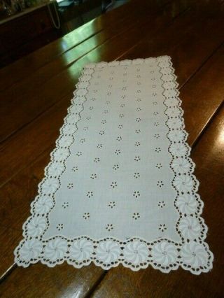 Vintage White Eyelet Lace Embroidered Table Runner/dresser Scarf 33 X 15 "