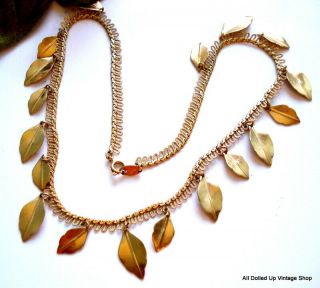 Vintage Trifari Gold Tone 3/4 " Dangle Leaves Necklace 17 "