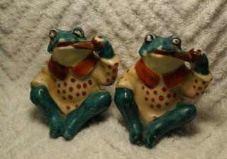 Vintage Anthropomorphic Smoking Frog Salt And Pepper Shakers - Japan