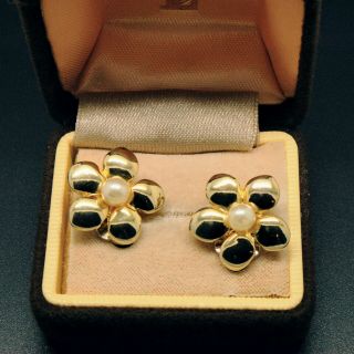 Vintage Jewellery Sweet Gold Tone Faux Pearl Clip On Flower Earrings