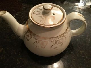 Hall China 038 Cream & Gold 6 Cup Teapot Porcelain Vintage Tea Pot Usa