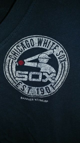 White Sox Womens T Shirt Vintage Retro look V - Neck MEDIUM tee Navy 47 ' BRAND 4