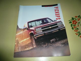 1993 Chevrolet Pickup Truck Sales Brochure Vintage