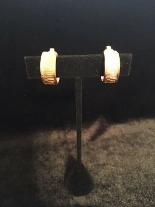 Vtg Signed Sarah Coventry Chunky Textured Gold Tone Small Hoop Clip Earrings