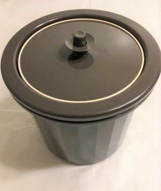 Vintage Tupperware Insulated Dark Brown Plastic Ice Bucket W/ Push Button Seal