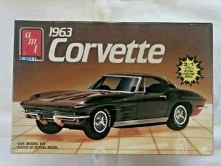Amt/ertl 1963 Corvette 3 In 1 1/25 Scale