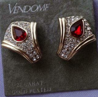 Vintage Vendome 22ct Gold - Plated Ruby Red Crystal Earrings (on Card)