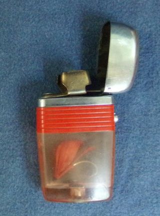 Vintage Scripto Vu Lighter With Fishing Fly & Red Band 3
