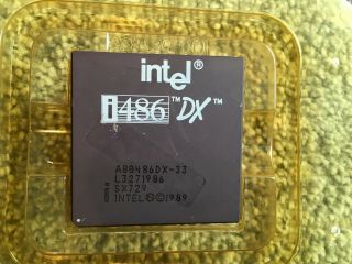 Intel I486 Dx Cpu A80486sx - 33 Sx729 Vintage Gold And Ceramic