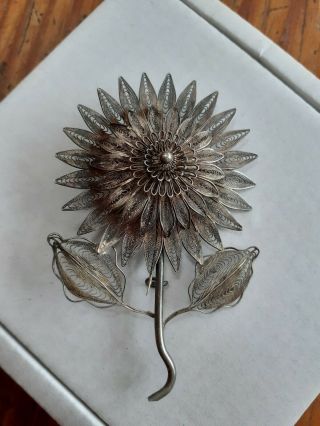 (w) Large Vintage Silver Filigree Flower Brooch