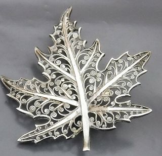 Vintage Sterling Silver Filigree Leaf Brooch - Canadian Maple Leaf : 6g