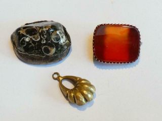 Vintage X3 Old Vintage Jewellery Items - Fossil Stone,  Amber Agate,  Yellow Metal