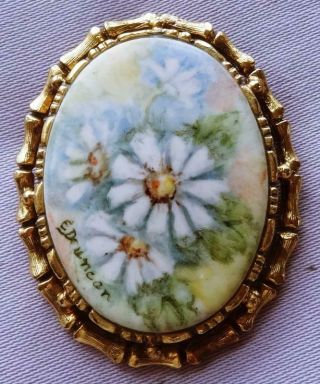 Vintage Ceramic Signed Hand - Painted Daisy Flower Brooch/pendant