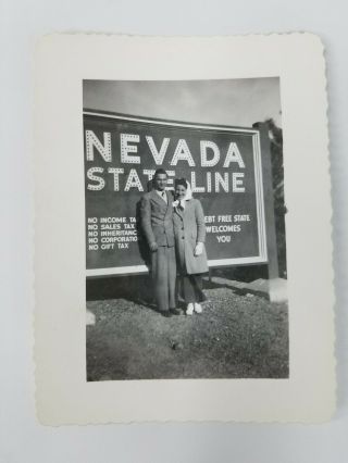 Real Vintage Photograph Nevada State Line Sign 40 ' s 50 ' s Photo of Man Woman 3x4 