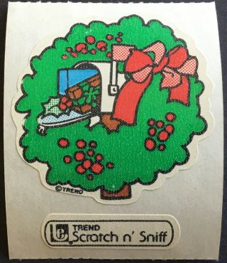 Vintage Matte Large Trend Scratch & Sniff Sticker - Christmas Wreath -