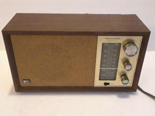 Vintage 1970s Am Fm Table Radio Realistic Model Mta - 7
