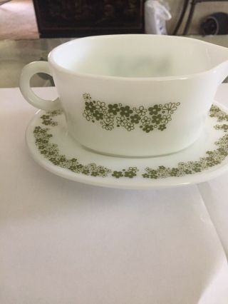 Vintage Pyrex Old Town Green Gravy Boat And Under Dish
