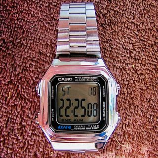 Flawless Vintage Casio Illuminator Alarm Chronograph Dual Time Wristwatch